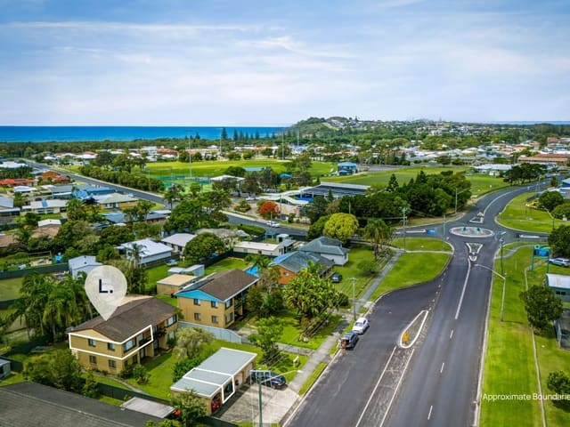2/106 Woodburn Street, Evans Head NSW 2473 photo 2