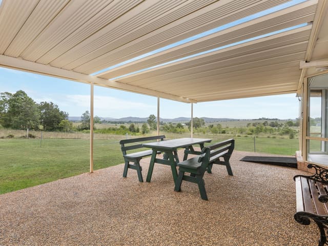 22 Oswald Lane, Lochinvar NSW photo 4