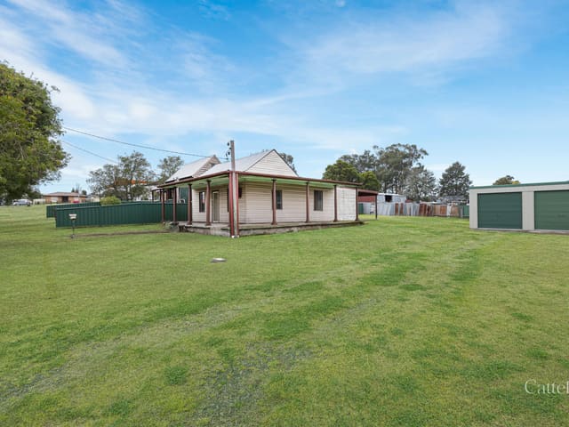 1 Oxford Street, Greta NSW photo 4