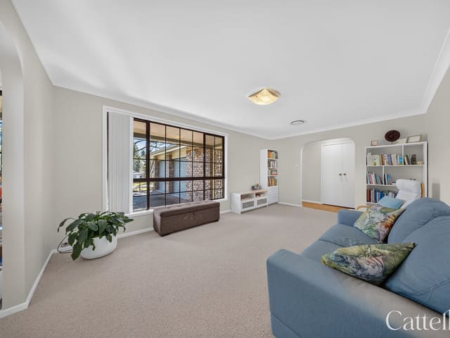 22 Freeman Drive, Lochinvar NSW photo 3