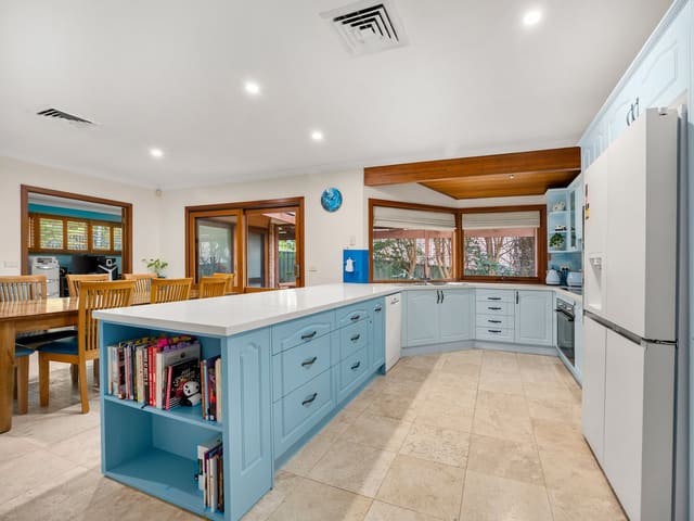 20 Parkwood Drive, Menai NSW 2234 photo 4