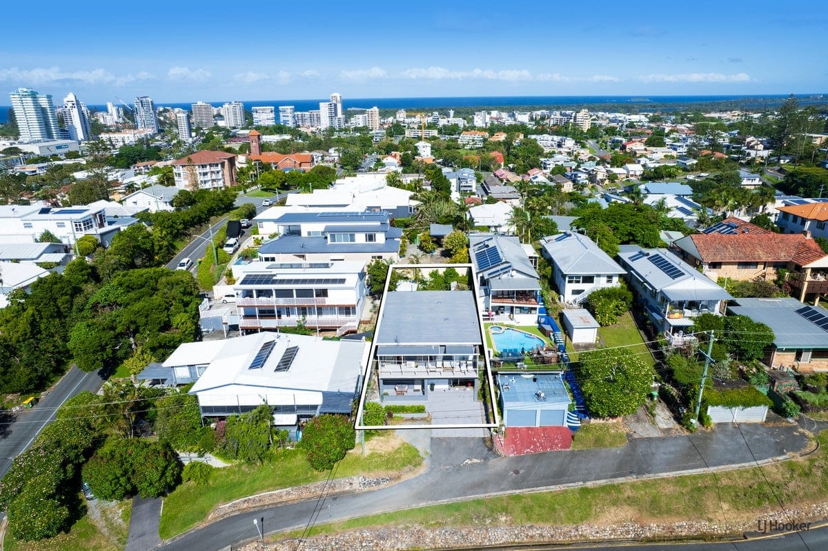 28 Rutledge Street, Coolangatta QLD 4225