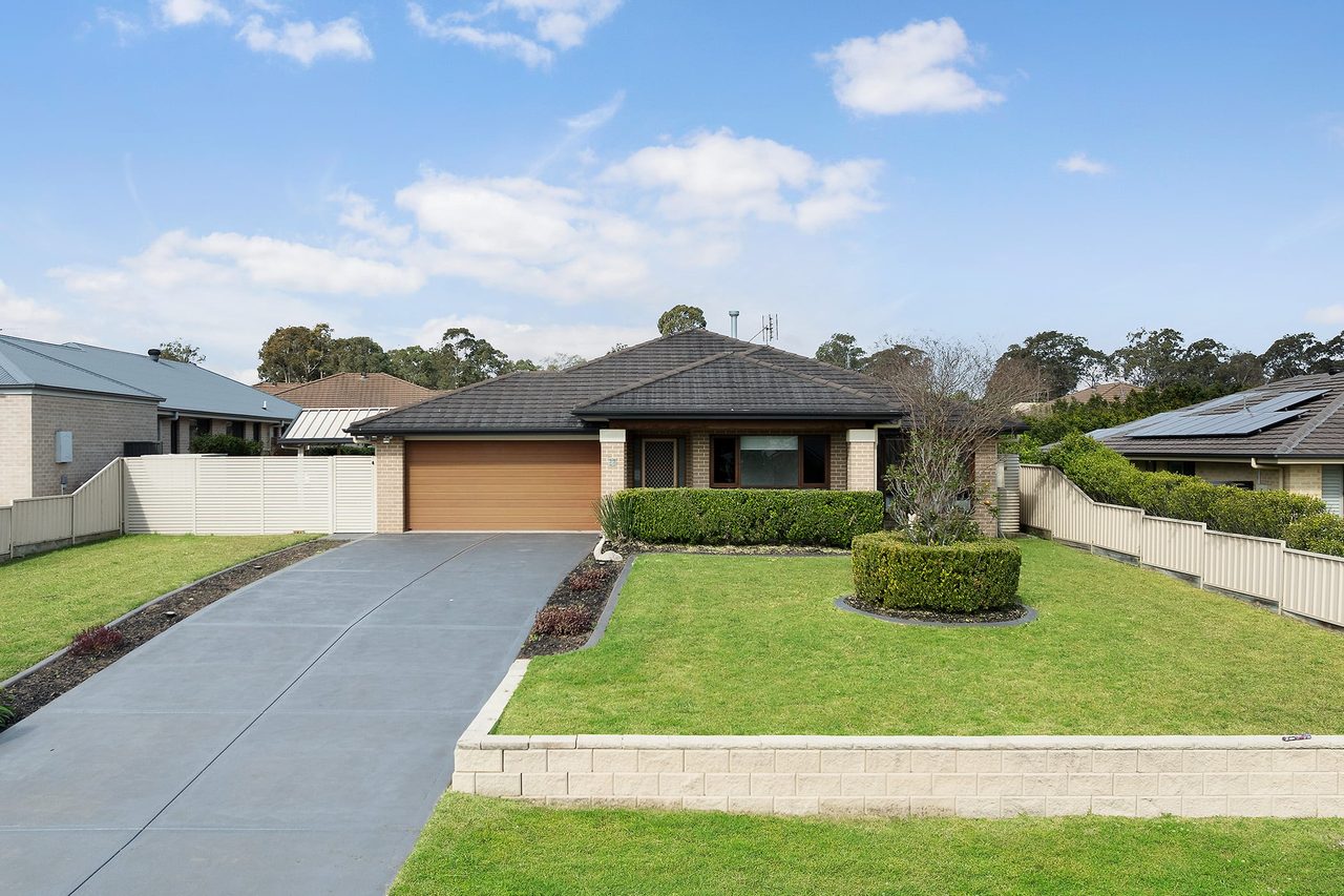 77 Radford Street, Heddon Greta NSW 2321