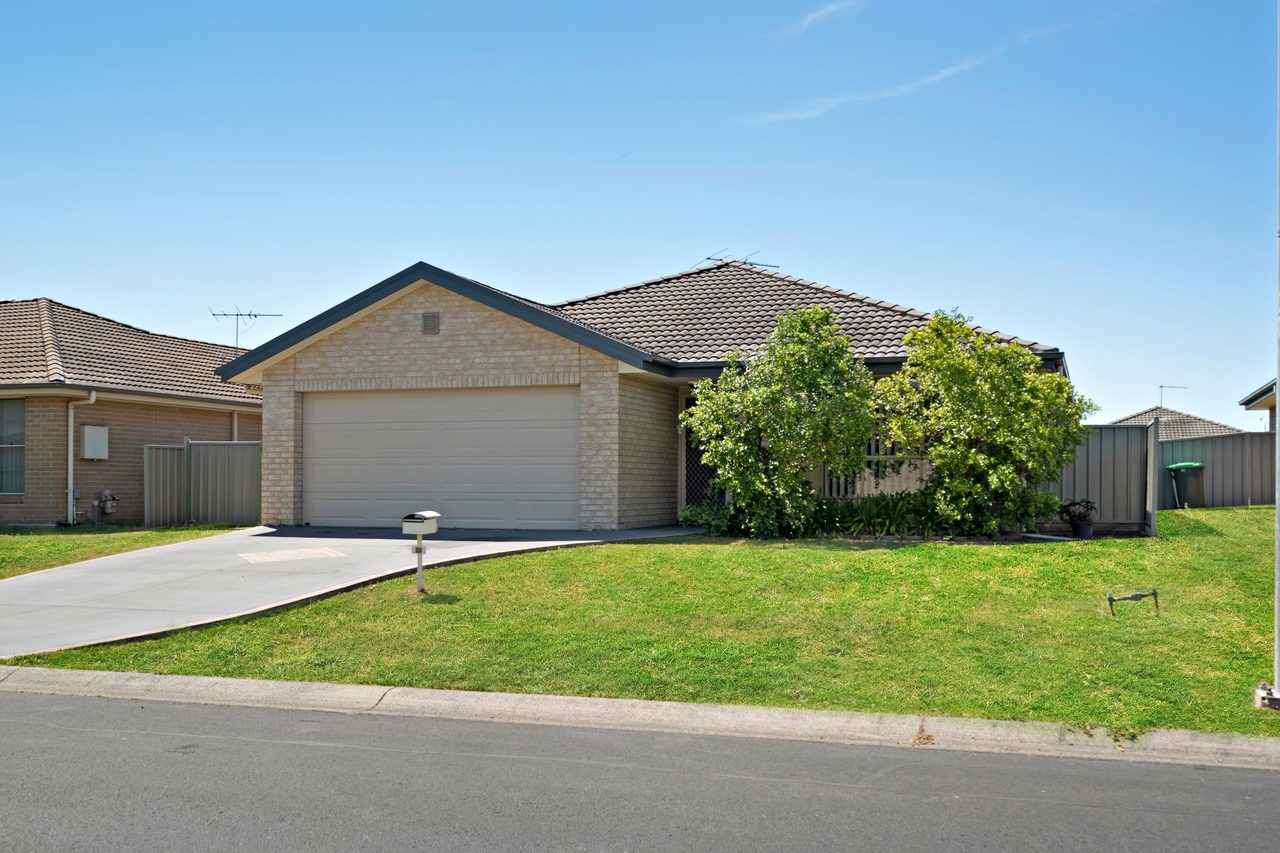 20 Fonda Avenue, Rutherford NSW 2320