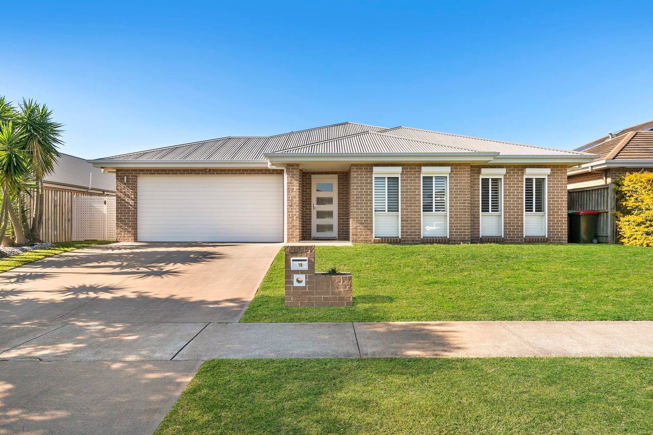 10 Dragonfly Drive, Chisholm NSW 2322