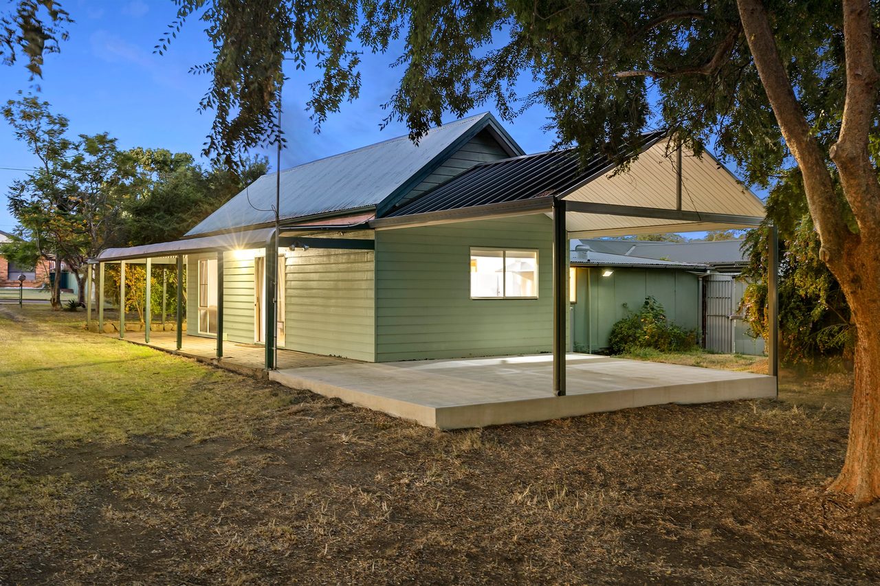 66-68 Kent  Street, Greta NSW 2334
