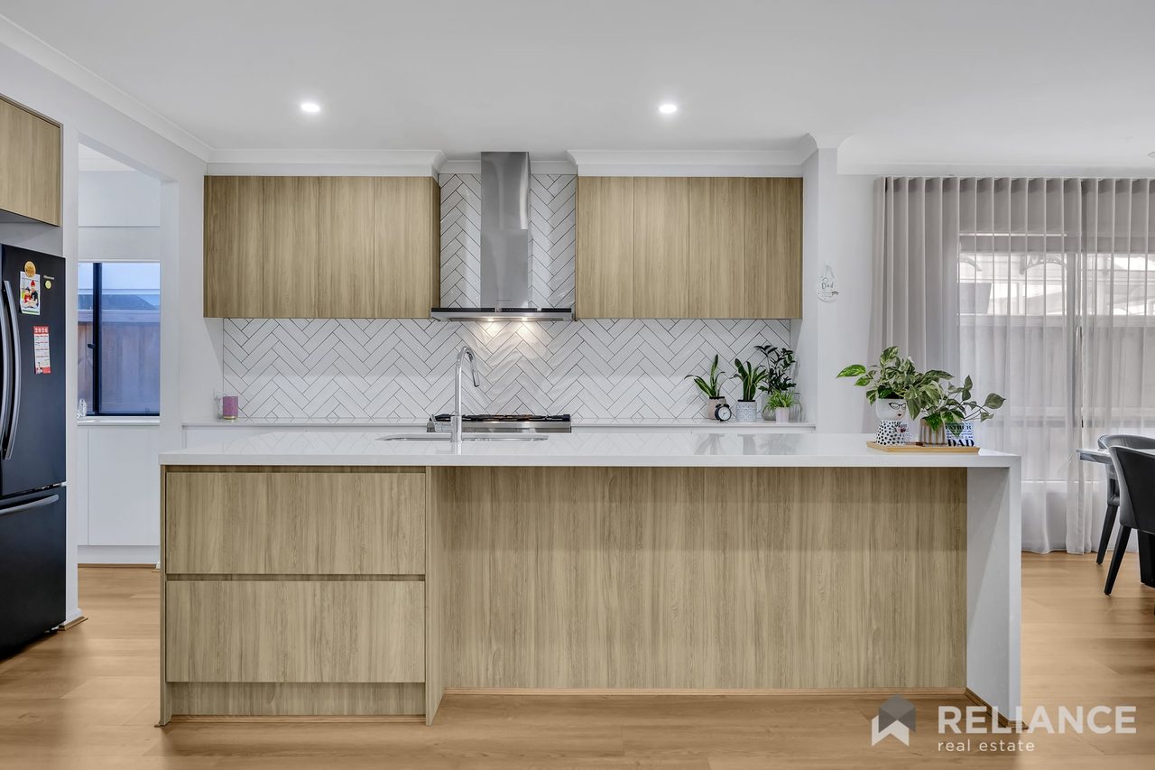 7  Mervyn Way, Mambourin VIC 3024