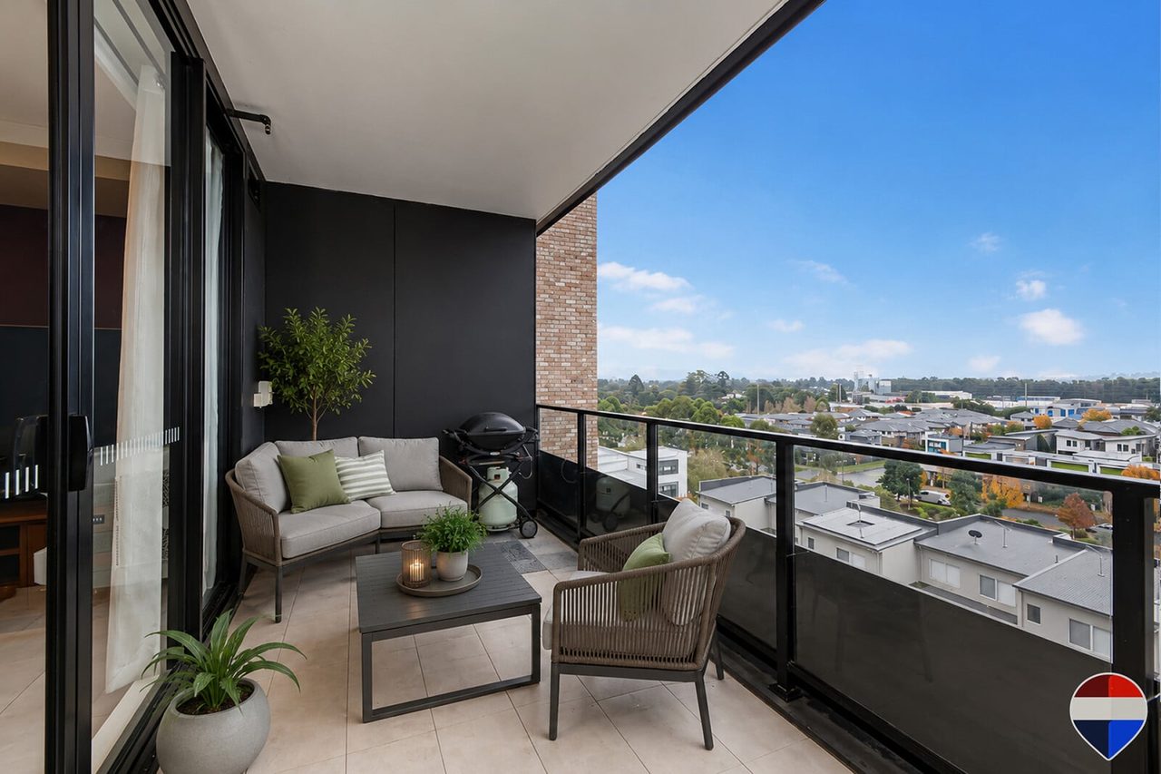 608/26B Lord Sheffield Circuit, Penrith NSW 2750