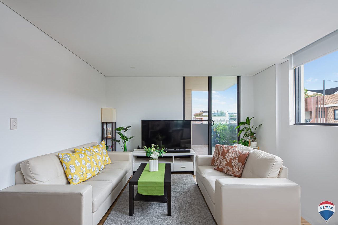 512/10 Carinya Street, Blacktown NSW 2148
