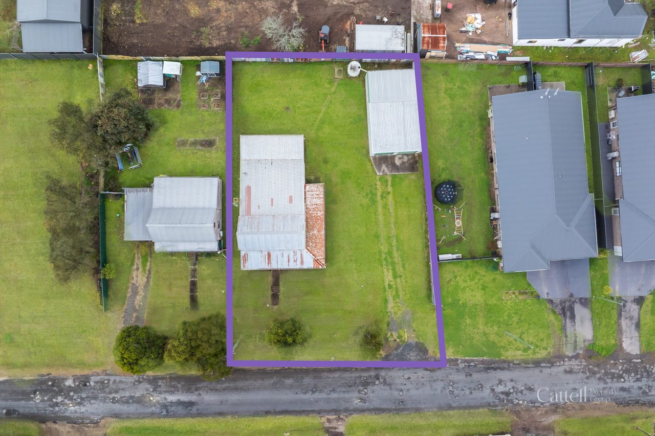 1 Oxford Street, Greta NSW